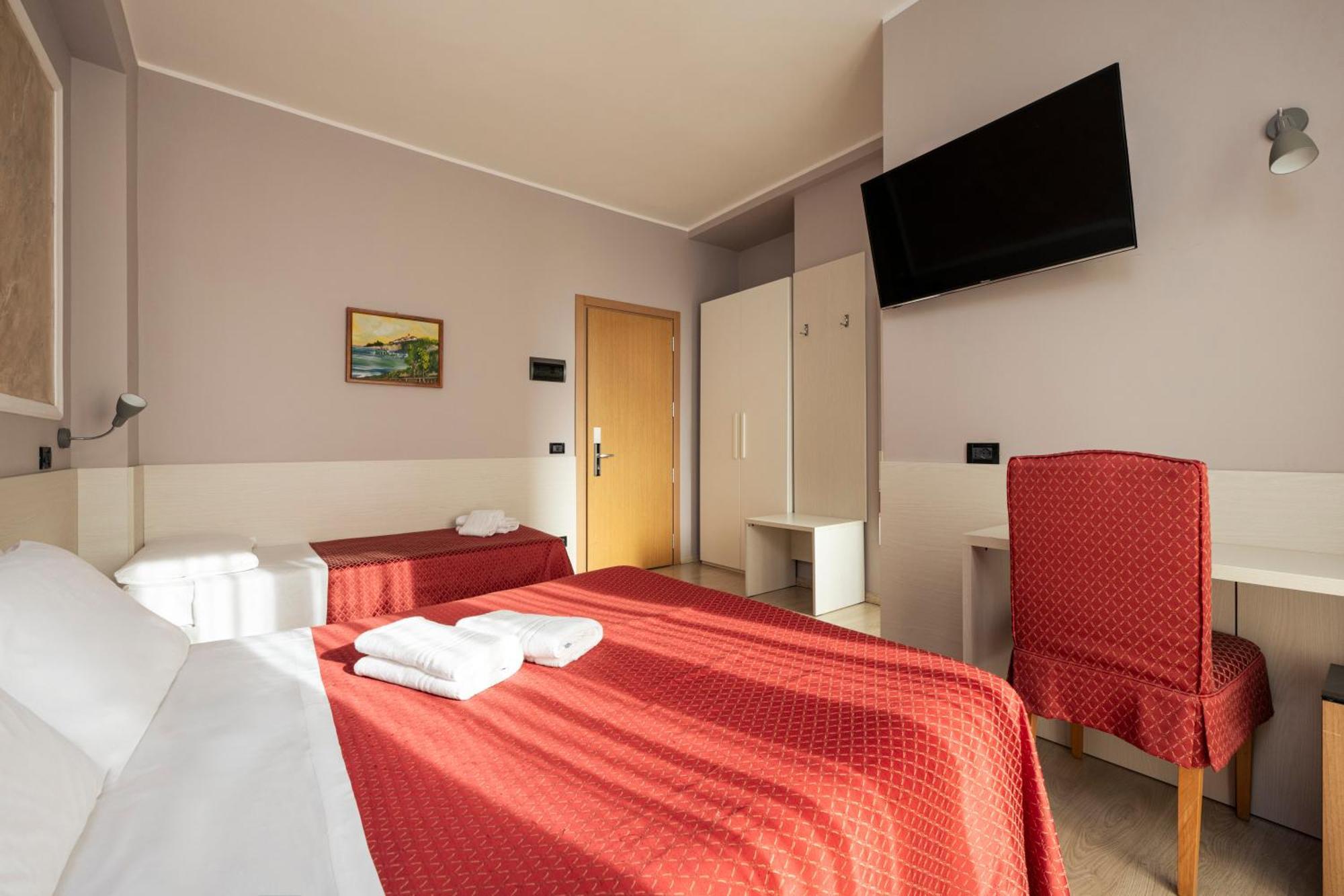 Hotel Mondial Porto Recanati Ngoại thất bức ảnh