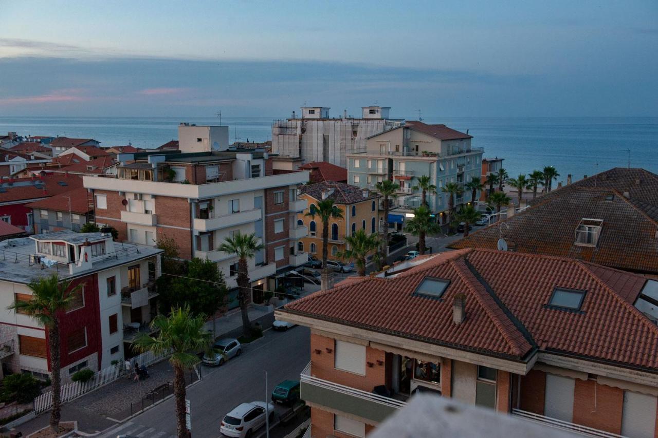 Hotel Mondial Porto Recanati Ngoại thất bức ảnh